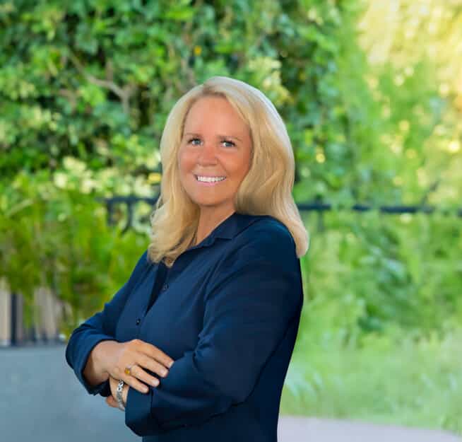 Headshot of Lisa  Stoller